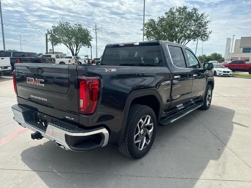 Titanium Rush Metallic 2023 GMC Sierra 1500 SLT