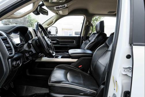 2019 RAM 3500 Laramie Mega Cab 4x4 6'4' Box