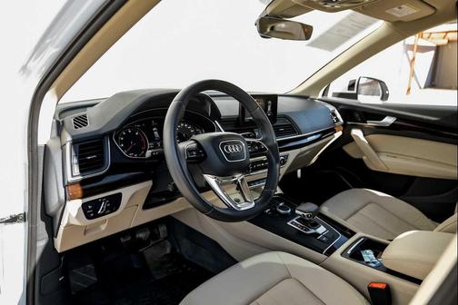 2019 Audi Q5 45 Premium