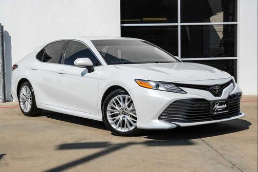 2018 Toyota Camry XLE