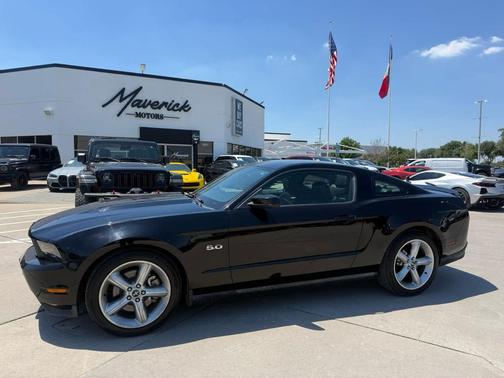 Black 2012 Ford Mustang GT Premium