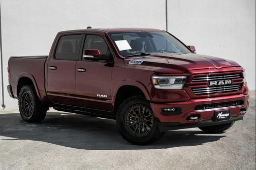 Delmonico Red Pearlcoat 2022 RAM 1500 Laramie