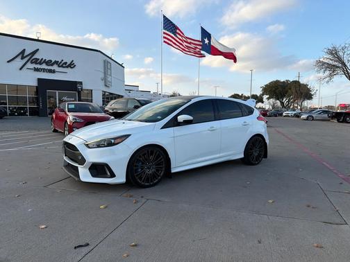 2017 Ford Focus RS Base
