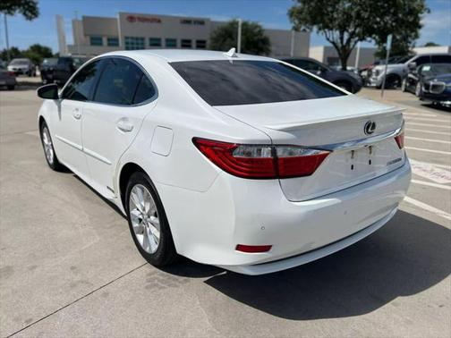 2013 Lexus ES 300h Base