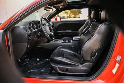 2009 Dodge Challenger SRT8