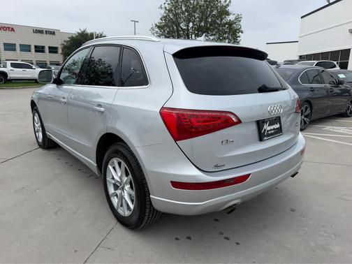 Ice Silver Metallic 2012 Audi Q5 2.0T Premium Plus