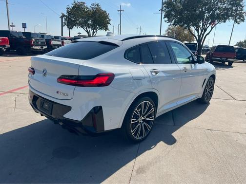 2022 BMW X4 M40i