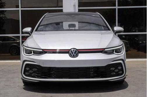 2024 Volkswagen Golf GTI 2.0T SE DSG