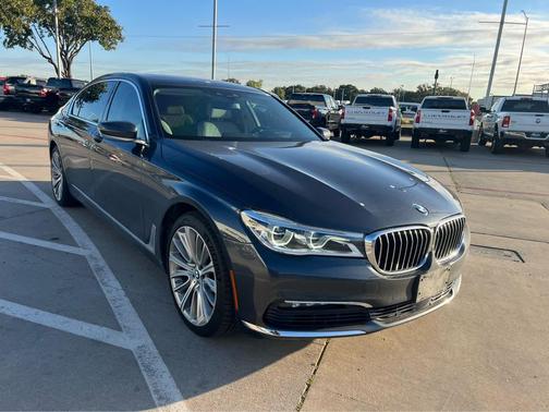 2016 BMW 750 i xDrive