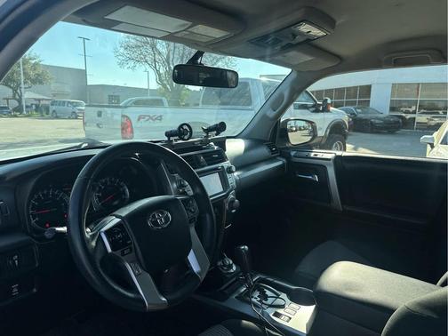 Super White 2019 Toyota 4Runner SR5 Premium