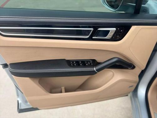 2019 Porsche Cayenne S
