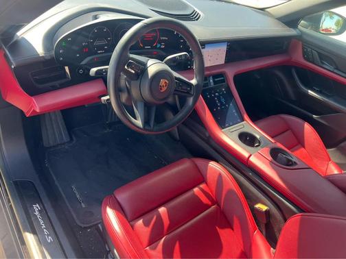 2022 Porsche Taycan 4S