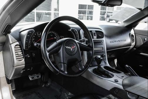 2005 Chevrolet Corvette Base