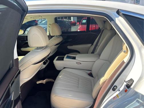 2018 Lexus LS 500 Base