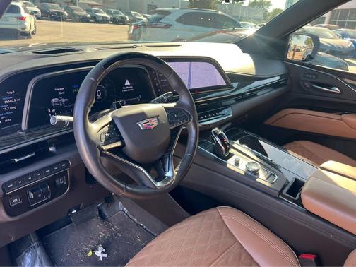 2022 Cadillac Escalade Premium Luxury