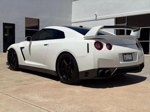 2015 Nissan GT-R Premium