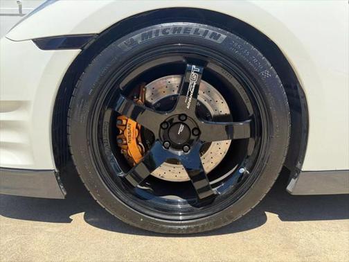 2015 Nissan GT-R Premium