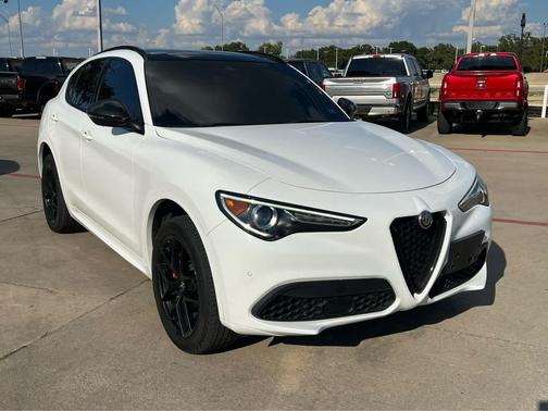 2020 Alfa Romeo Stelvio Sport
