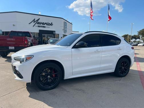 2020 Alfa Romeo Stelvio Sport