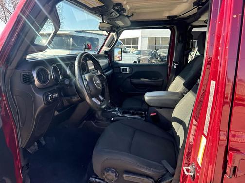 2021 Jeep Gladiator Willys 4x4