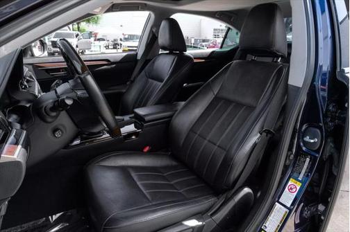 2017 Lexus ES 350 Base