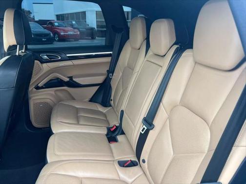 2015 Porsche Cayenne S