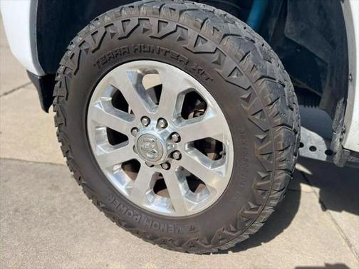 2019 RAM 2500 Laramie Mega Cab 4x4 6'4' Box