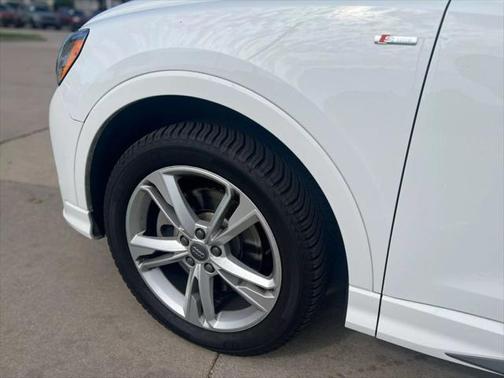 2020 Audi Q3 45 S line Premium