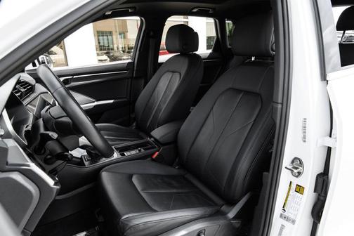 2020 Audi Q3 45 S line Premium
