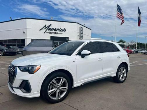 2020 Audi Q3 45 S line Premium