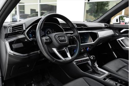 2020 Audi Q3 45 S line Premium