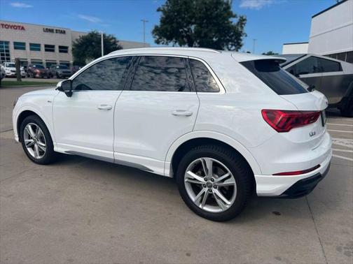 2020 Audi Q3 45 S line Premium