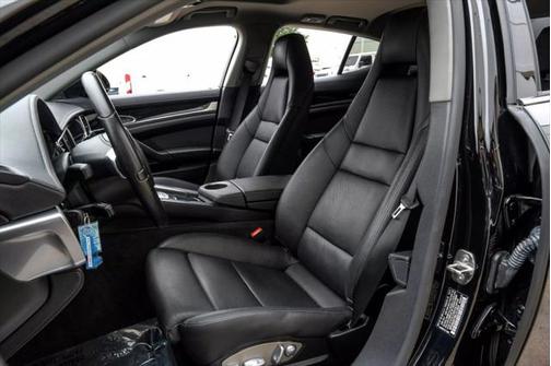 2014 Porsche Panamera 4