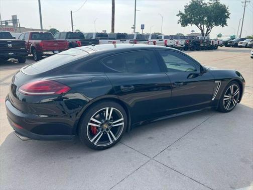 2014 Porsche Panamera 4