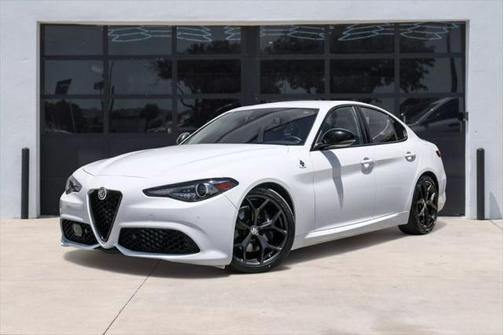 2019 Alfa Romeo Giulia Sport