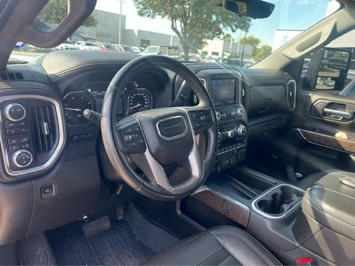 2023 GMC Sierra 3500 Denali