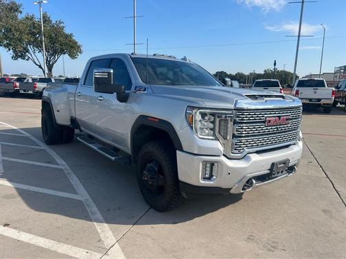 2023 GMC Sierra 3500 Denali