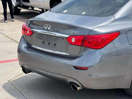 2017 INFINITI Q50 Base