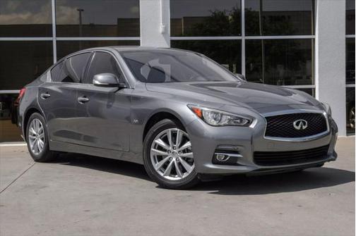2017 INFINITI Q50 Base