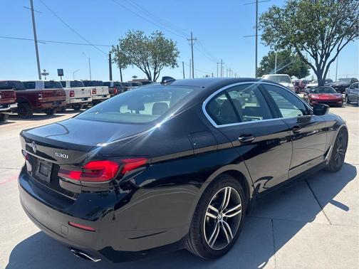 Jet Black 2021 BMW 530 530i