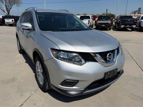 Brilliant Silver 2016 Nissan Rogue SV