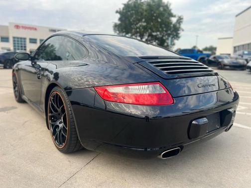 2005 Porsche 911 Carrera