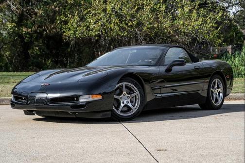 2002 Chevrolet Corvette Base