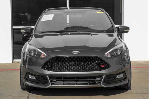 2017 Ford Focus ST ST