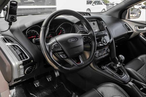 2017 Ford Focus ST ST