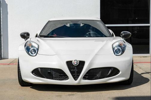 2015 Alfa Romeo 4C Base