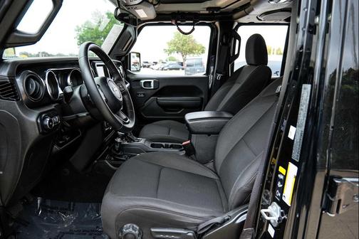 2022 Jeep Wrangler Unlimited Sport Altitude