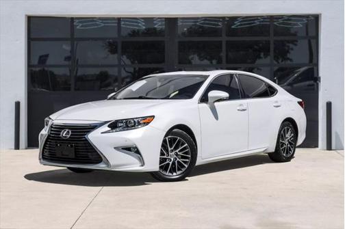 2016 Lexus ES 350 Base