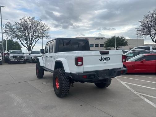 Bright White Clearcoat 2020 Jeep Gladiator Sport S