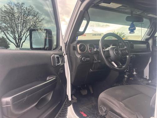 Bright White Clearcoat 2020 Jeep Gladiator Sport S